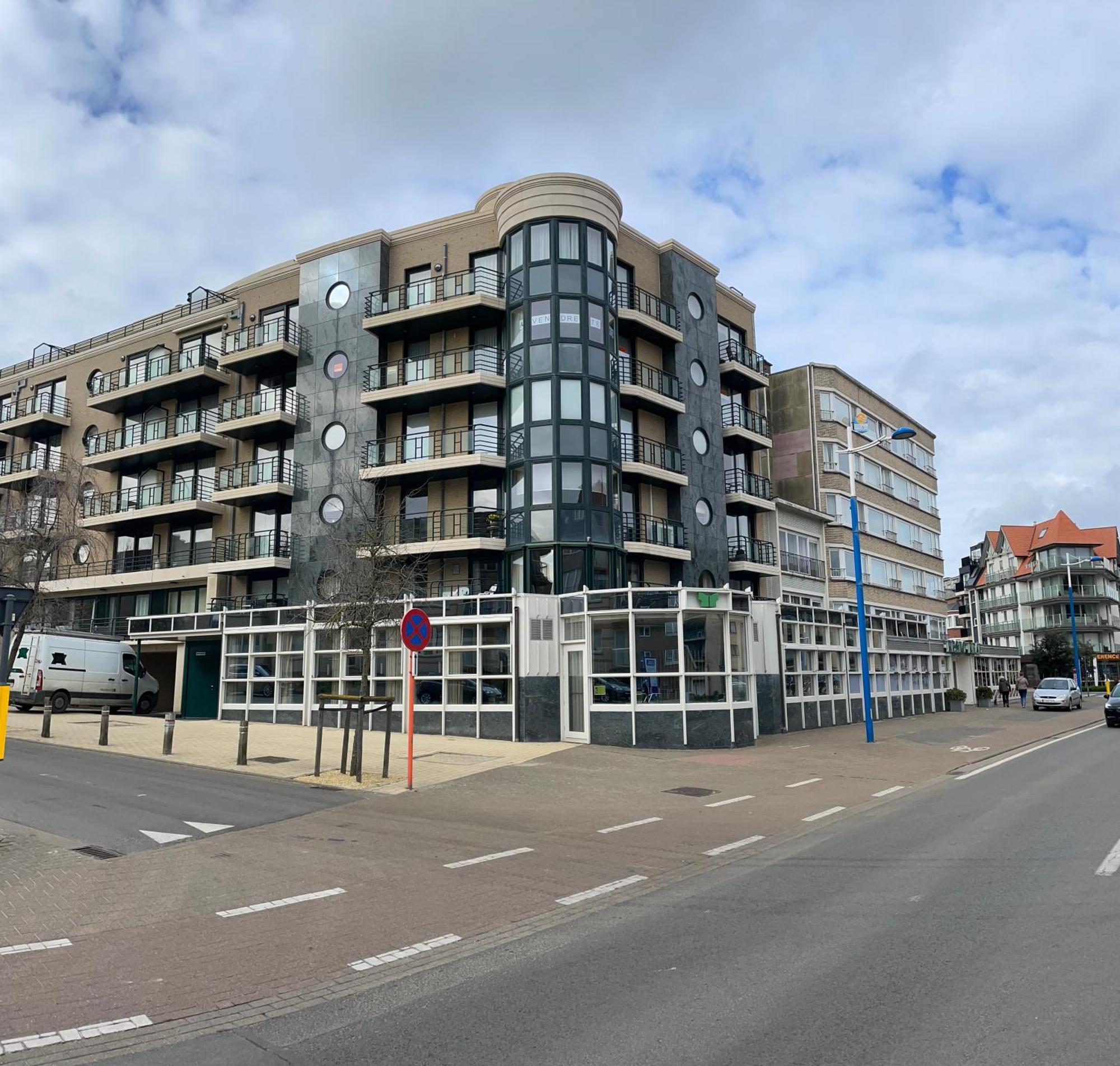 Appt Pablo Met Prive-Garage, Vlakbij Zee, In Koksijde-Bad Apartamento Exterior foto